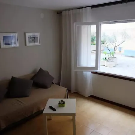 Apartman Flat Near Center And